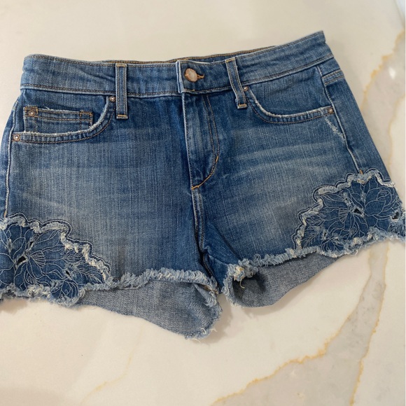 Bundle of one sport bra and 3 shorts, lululemon, rag & bone and Joe’s shorts. - Picture 4 of 13